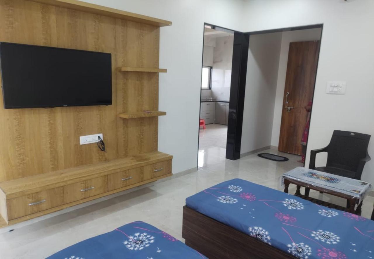 Shiv- Vatsalya Homestay Nashik Exterior photo